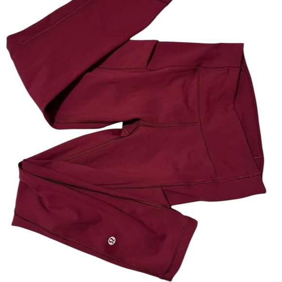 Lululemon Speed Up Crop 21"
Merlot - Picture 4 of 5